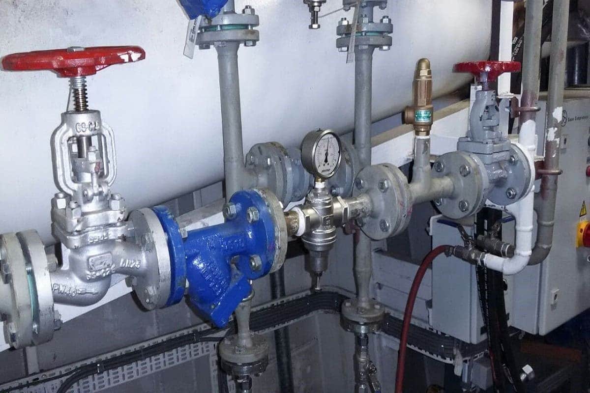 Регулятор перепада давления кпср ра-м 150-280-3-сч-1,6-150-у (0,3-0,7 мпа). Регулятор давления в итп. Регулятор давления воды danfoss. Регулятор давления в итп. Регулятор перепада давления ра-м кпср.